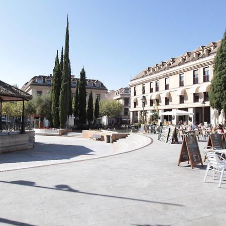 Apartamento Plaza Espana Las Rozas Екстериор снимка