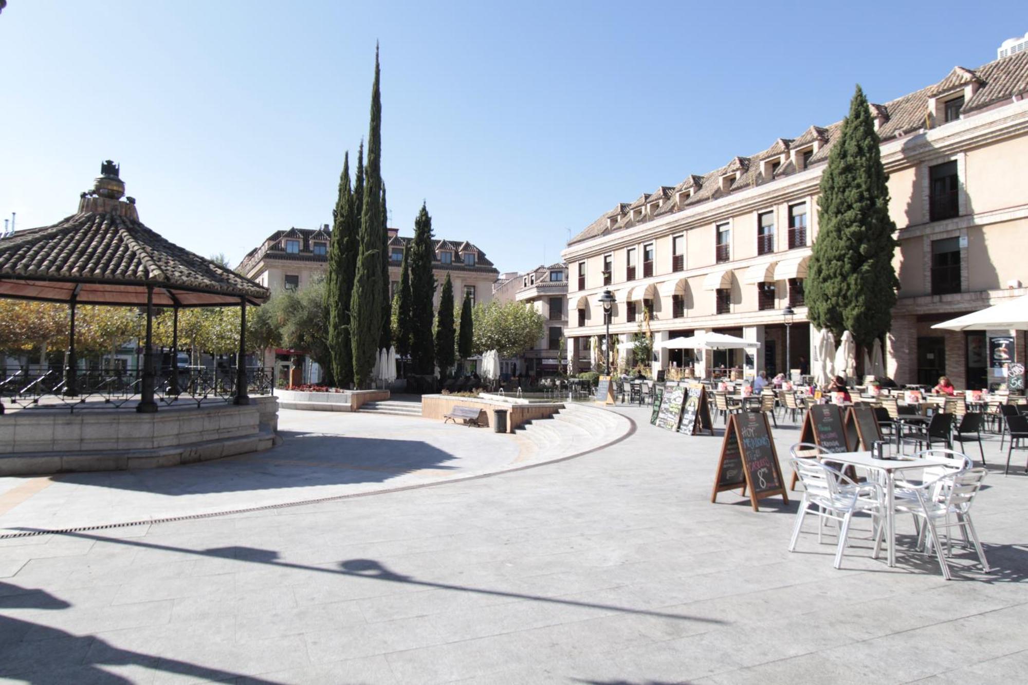 Apartamento Plaza Espana Las Rozas Екстериор снимка